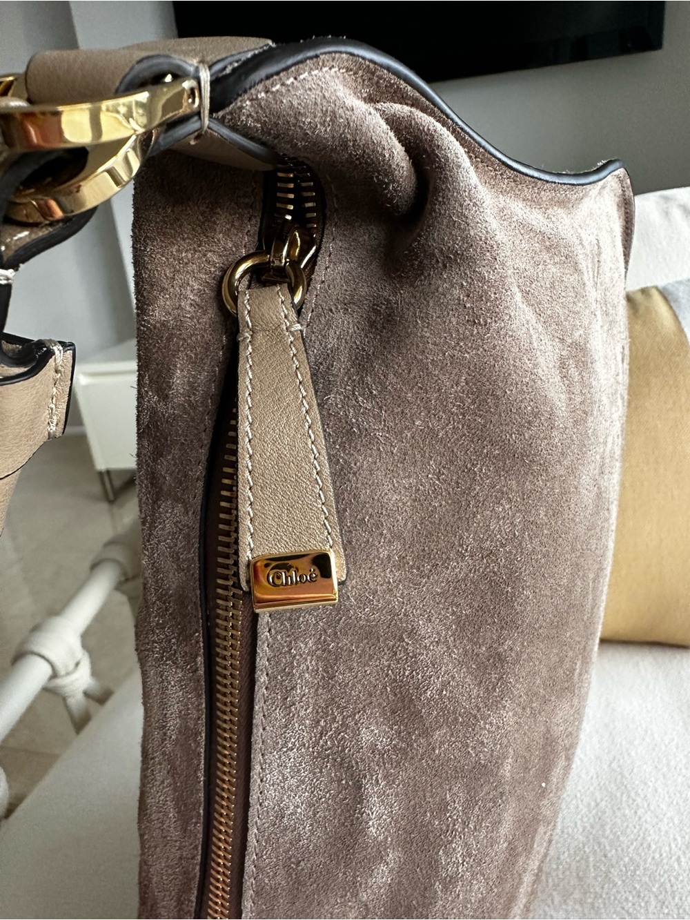 CHLOÉ Marcie suede shoulder bag small in boyish brown - Picture 8 of 14